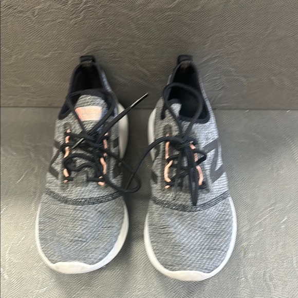 New Balance Gray and Pink Athletic Shoes with Knit Upper - Picture 1 of 8